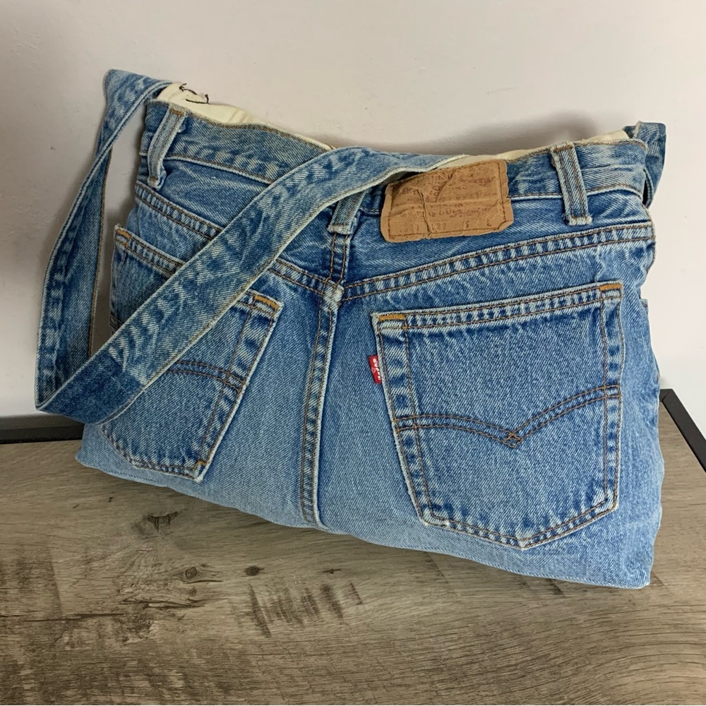 Vintage LEVIS ReDone DENIM Handmade JEAN Embroidered FLOWER Basket PURSE Bag - Picture 4 of 6